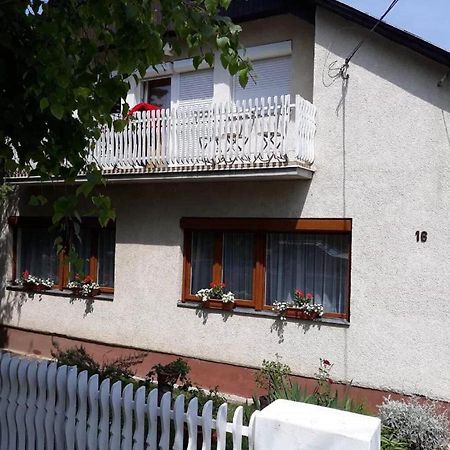 Apartment In Siofok/Balaton 19854 מראה חיצוני תמונה